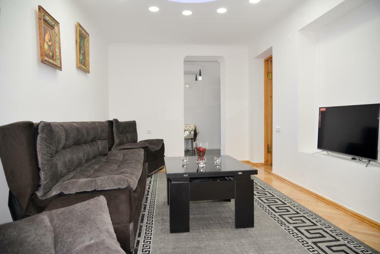 Anastasia Apartment Kutaisi Esterno foto