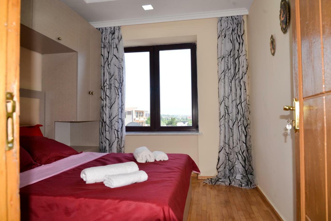 Anastasia Apartment Kutaisi Esterno foto